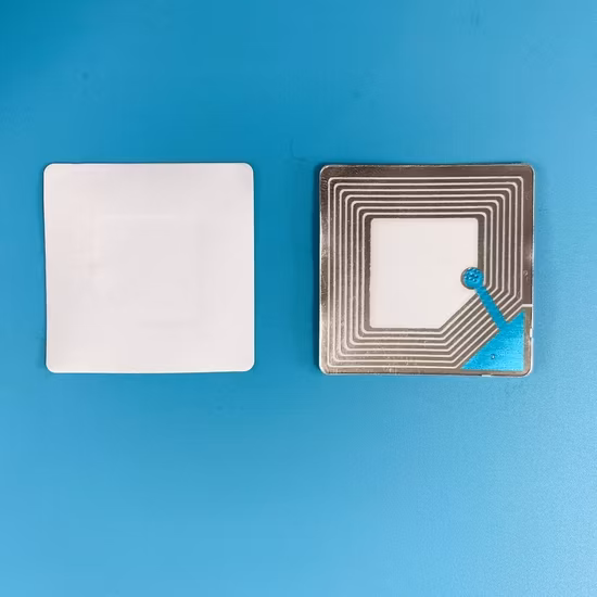 Etiqueta de segurança EAS 8,2 MHz de 4X4cm Etiqueta de segurança antirroubo confiável EAS RF